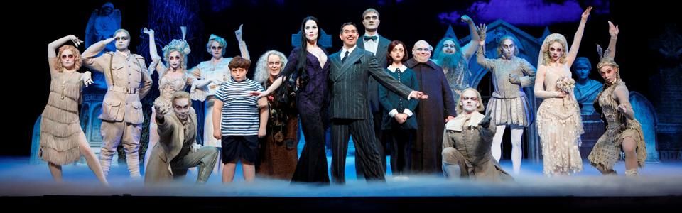 Addams Family Costumes for Spooky Occasions